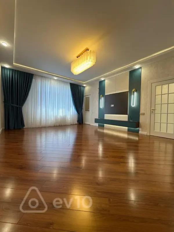Satılır 2 otaqlı yeni tikili 84 m²