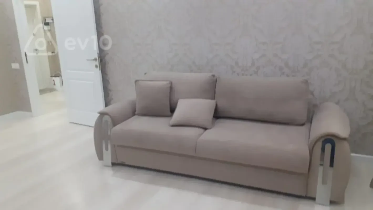 Kirayə verilir 2 otaqlı yeni tikili 50 m²