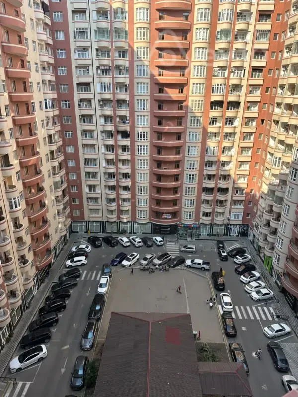 Satılır 3 otaqlı yeni tikili 100 m²