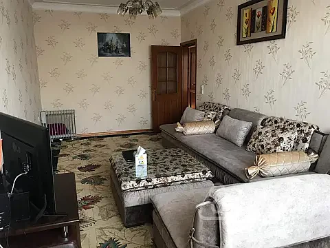 Kirayə verilir 3 otaqlı köhnə tikili 70 m² — Bakı, Xətai 3 otaq 70.00 m²