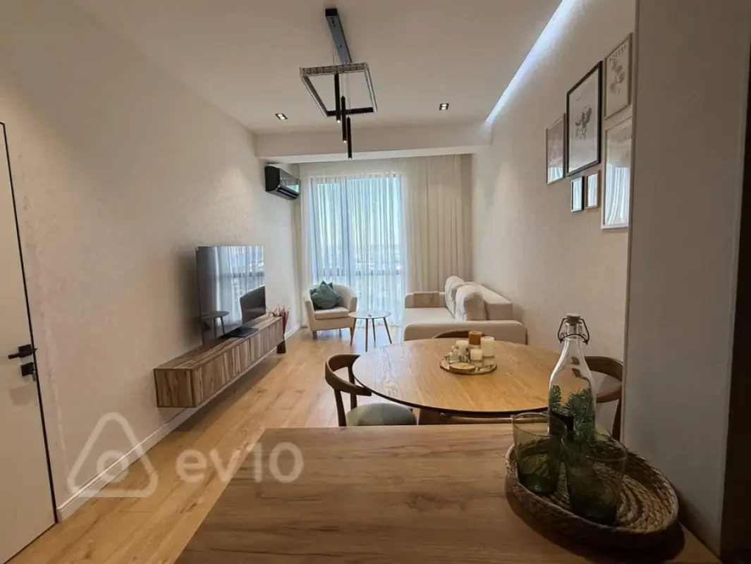 Satılır 2 otaqlı yeni tikili 50 m²