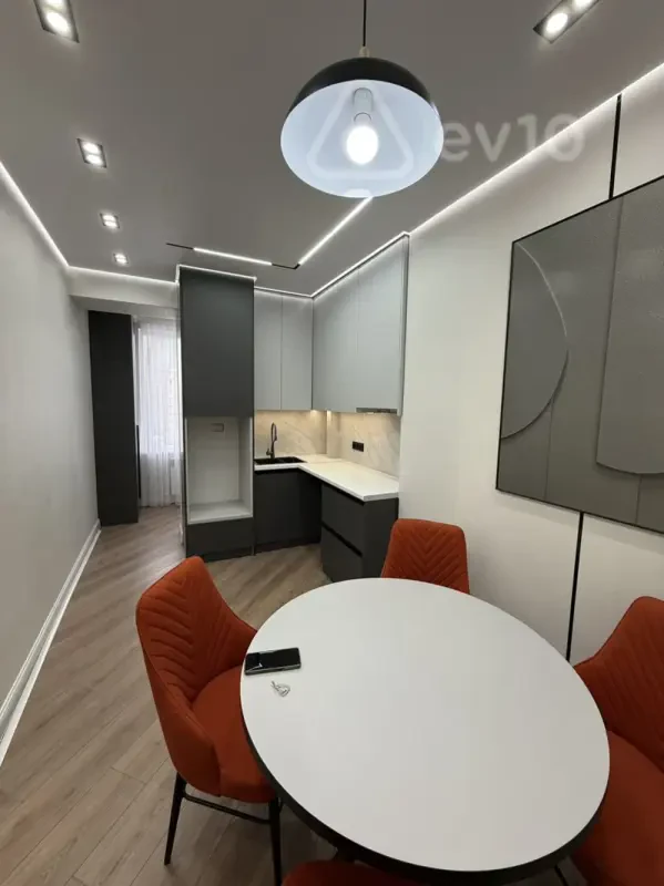 Kirayə verilir 2 otaqlı yeni tikili 77 m²
