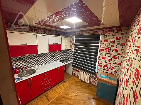 Kirayə verilir 2 otaqlı köhnə tikili 50 m² — Bakı, Nizami 2 otaq 50.00 m²