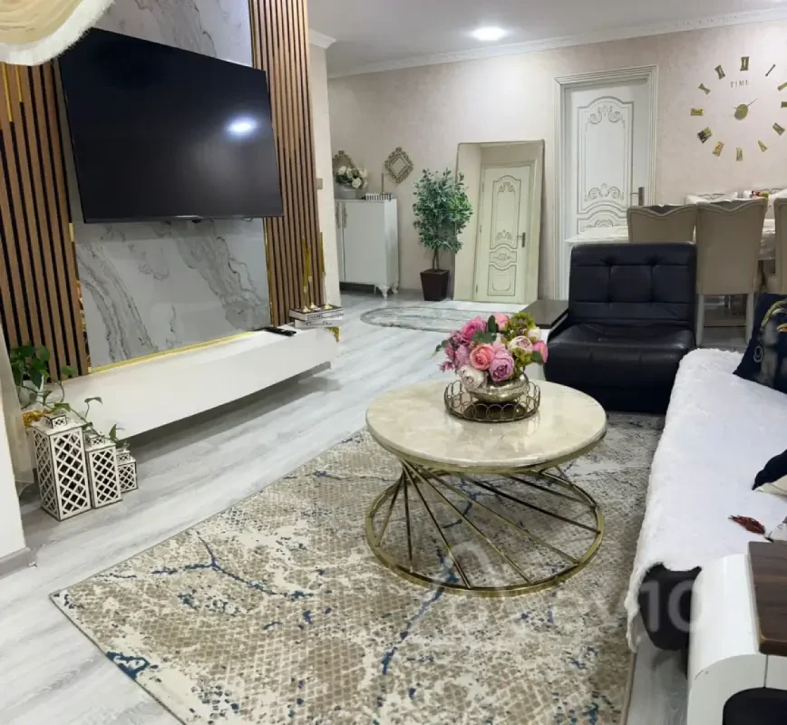 Satılır 3 otaqlı köhnə tikili 55 m²