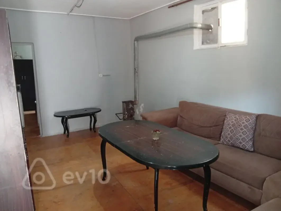 Kirayə verilir 2 otaqlı həyət evi 40 m²