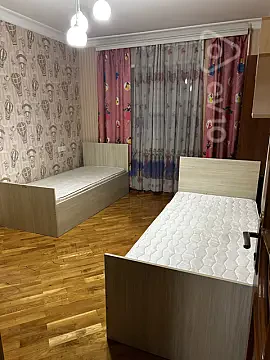 Kirayə verilir 4 otaqlı köhnə tikili 200 m² — Bakı, Nərimanov 4 otaq 200.00 m²