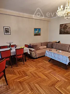 Kirayə verilir 2 otaqlı köhnə tikili 55 m² — Bakı, Nəsimi 2 otaq 55.00 m²
