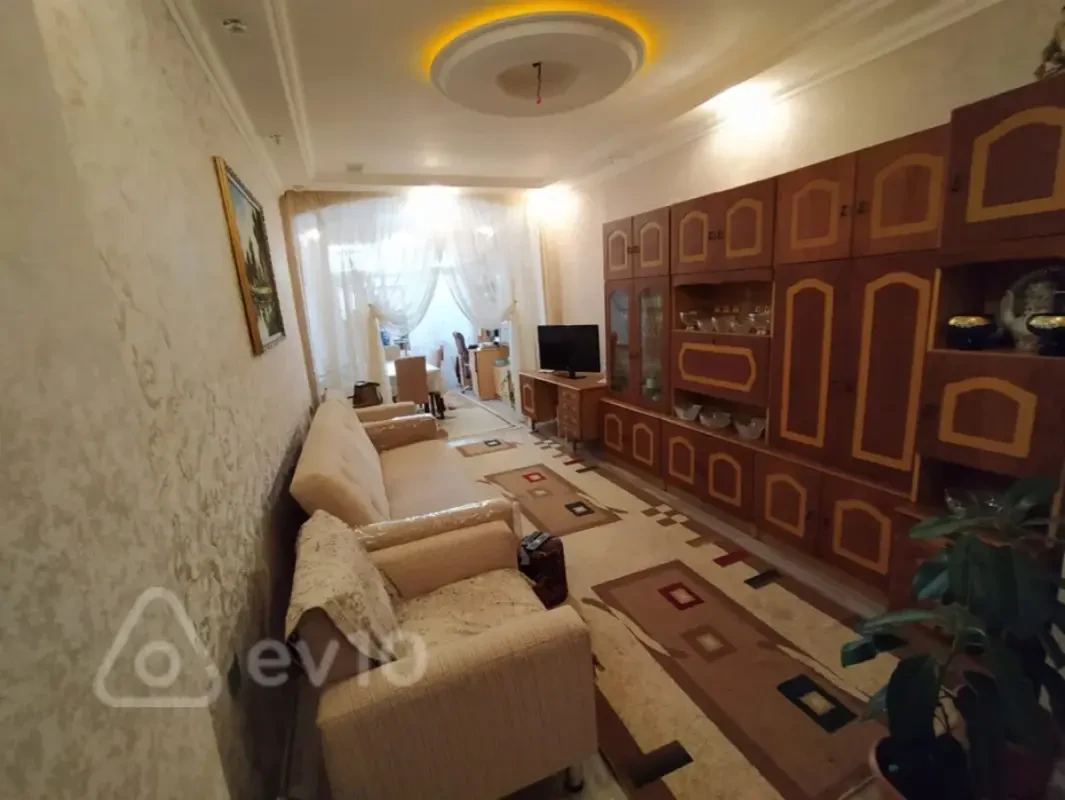 Kirayə verilir 2 otaqlı həyət evi 60 m²