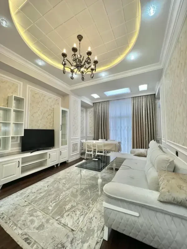 Kirayə verilir 2 otaqlı yeni tikili 70 m²