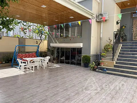 Kirayə verilir 4 otaqlı həyət evi 200 m² — Bakı, Səbail 4 otaq 200.00 m²