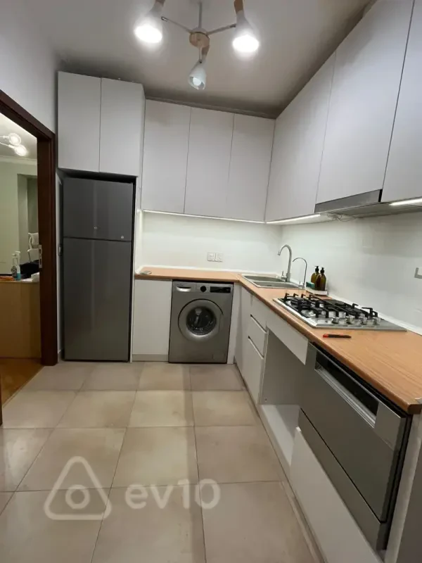 Kirayə verilir 3 otaqlı yeni tikili 60 m²