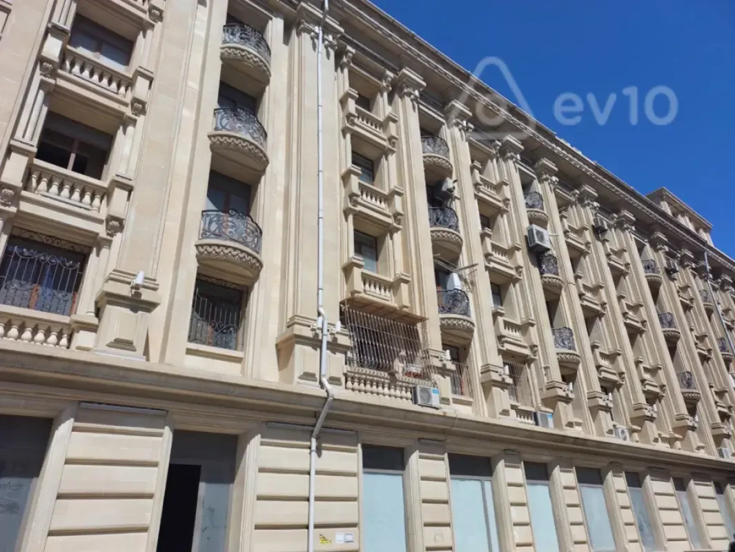 Kirayə verilir 2 otaqlı yeni tikili 50 m²