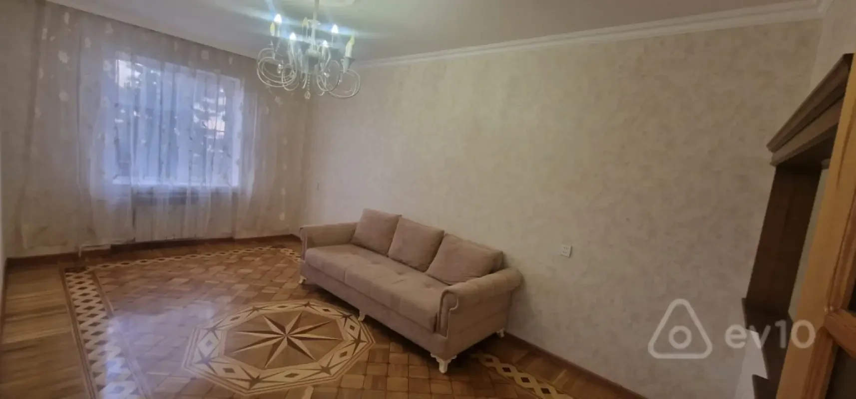 Kirayə verilir 3 otaqlı köhnə tikili 70 m²