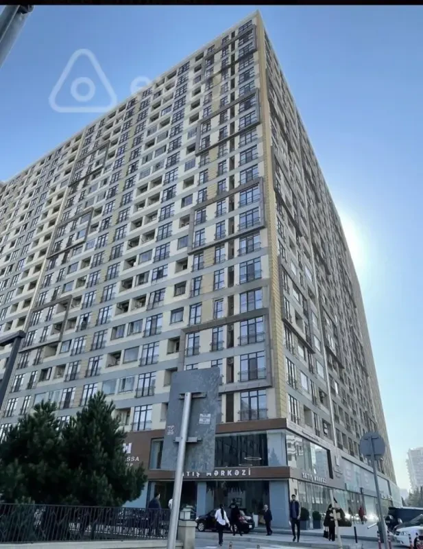 Satılır 3 otaqlı yeni tikili 75 m²