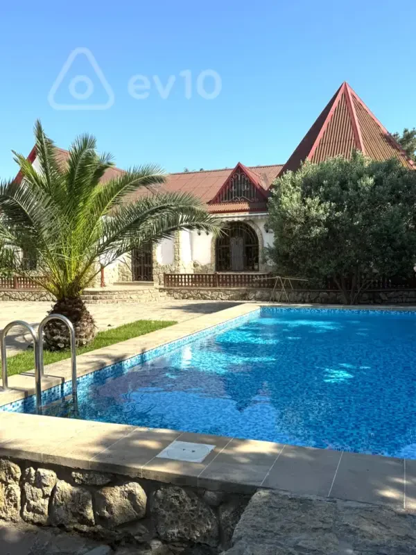 Kirayə verilir 4 otaqlı həyət evi 110 m²