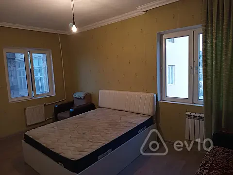 Kirayə verilir 1 otaqlı köhnə tikili 40 m² — Bakı, Suraxanı 1 otaq 40.00 m²