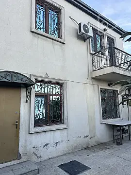 Kirayə verilir 4 otaqlı köhnə tikili 200 m² — Bakı, Binəqədi 4 otaq 200.00 m²