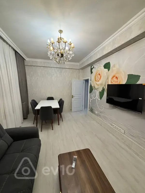 Kirayə verilir 2 otaqlı yeni tikili 62 m²