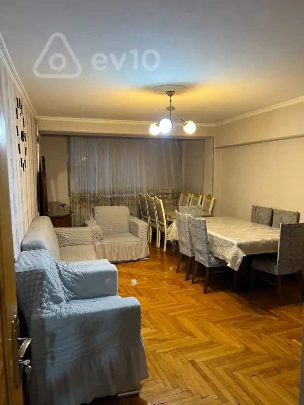 Kirayə verilir 3 otaqlı köhnə tikili 80 m²
