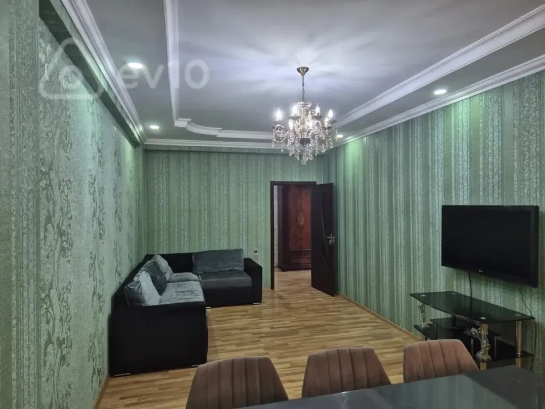 Kirayə verilir 2 otaqlı yeni tikili 80 m²