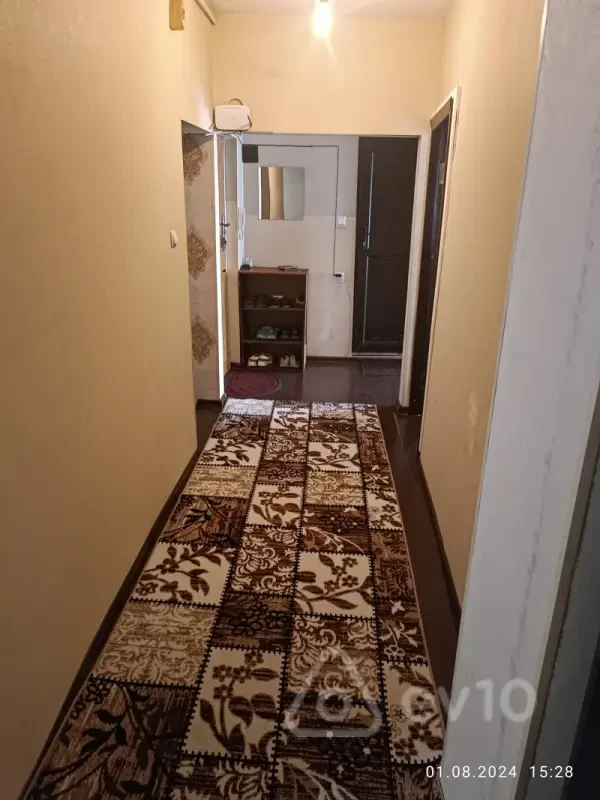 Kirayə verilir 3 otaqlı köhnə tikili 120 m²