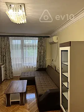 Kirayə verilir 2 otaqlı köhnə tikili 53 m² — Bakı, Yasamal 2 otaq 53.00 m²