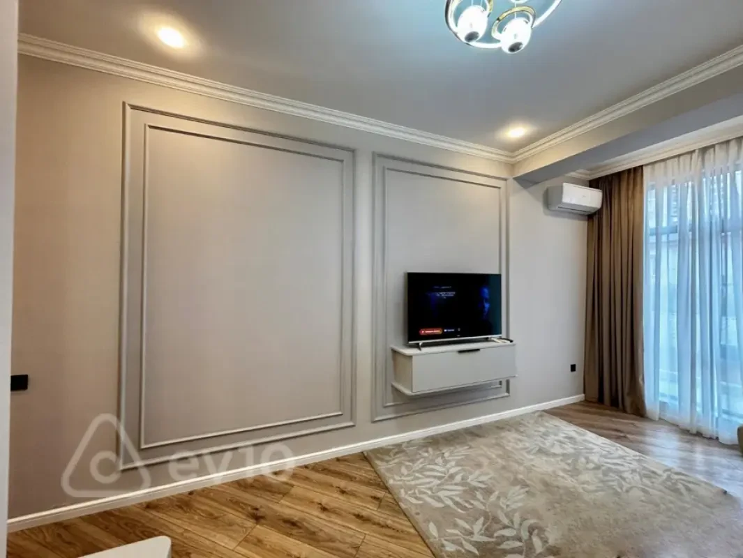 Kirayə verilir 2 otaqlı yeni tikili 60 m²