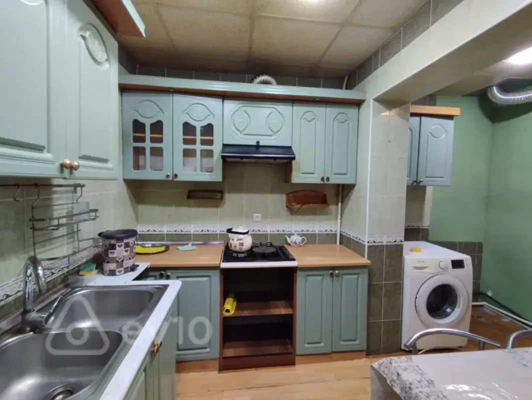 Kirayə verilir 4 otaqlı yeni tikili 120 m²