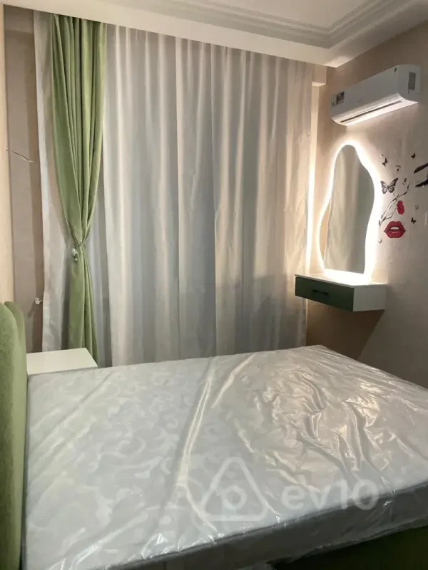Kirayə verilir 2 otaqlı yeni tikili 65 m²