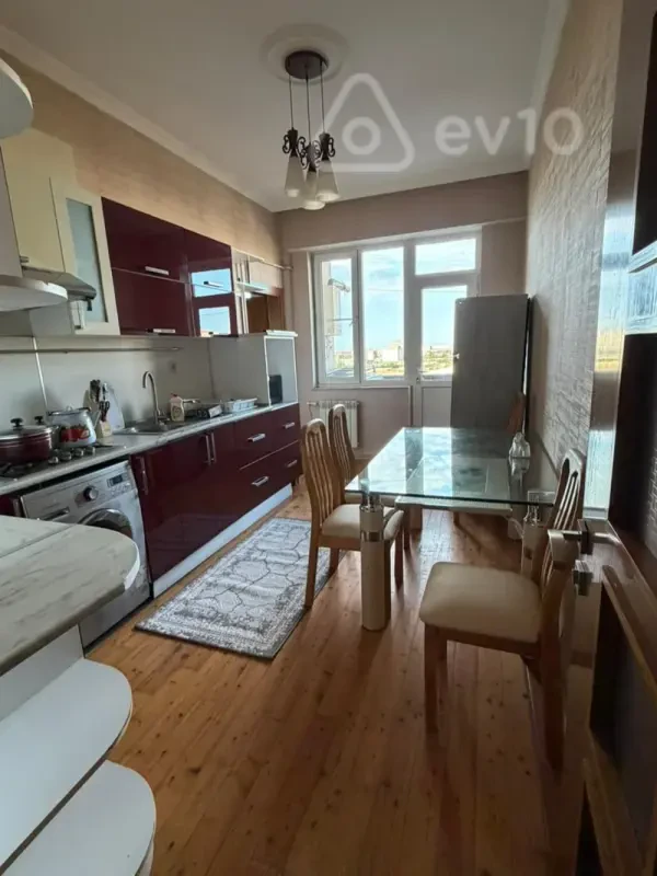 Kirayə verilir 3 otaqlı yeni tikili 100 m²