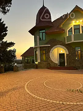 Kirayə verilir 9 otaqlı həyət evi 800 m² — Bakı, Abşeron 9 otaq 800.00 m²