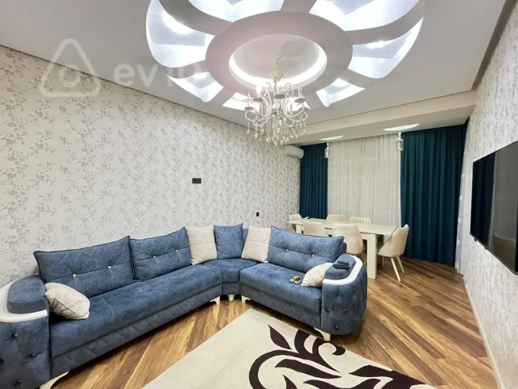 Kirayə verilir 3 otaqlı yeni tikili 89 m²