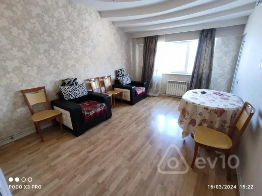 Kirayə verilir 2 otaqlı yeni tikili 50 m²