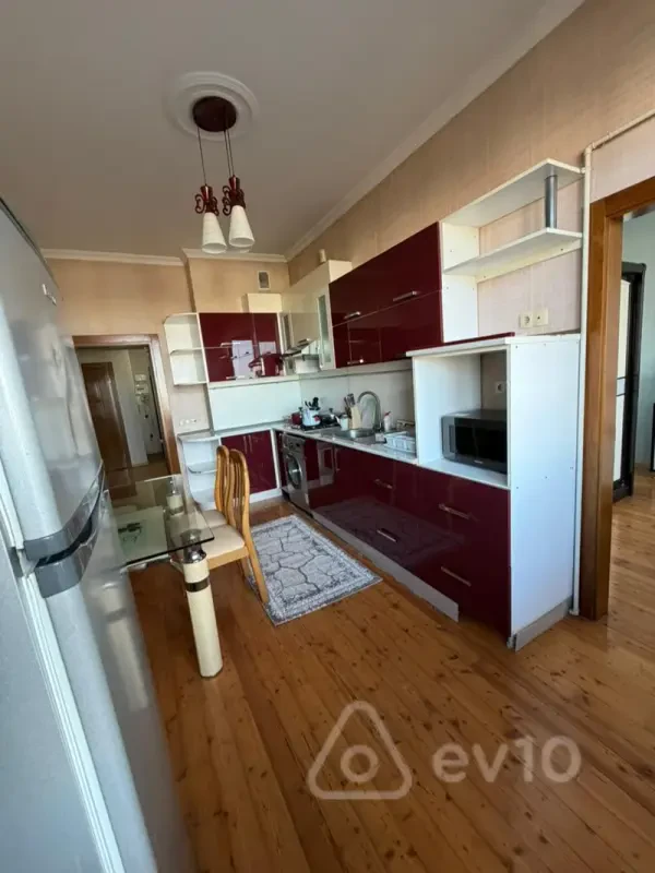 Kirayə verilir 3 otaqlı yeni tikili 100 m²