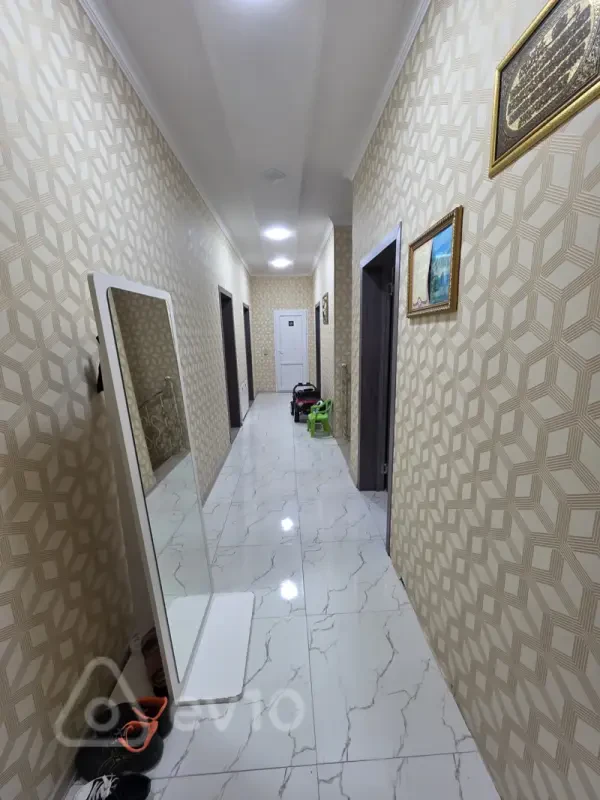 Satılır 7 otaqlı həyət evi 194 m²