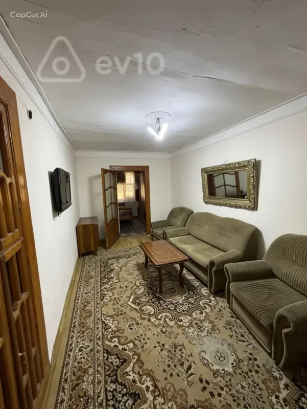 Kirayə verilir 2 otaqlı köhnə tikili 45 m²