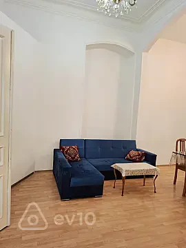 Kirayə verilir 2 otaqlı köhnə tikili 65 m² — Bakı, Səbail 2 otaq 65.00 m²