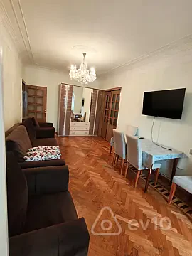 Satılır 3 otaqlı köhnə tikili 90 m² — Bakı, Binəqədi 3 otaq 90.00 m²
