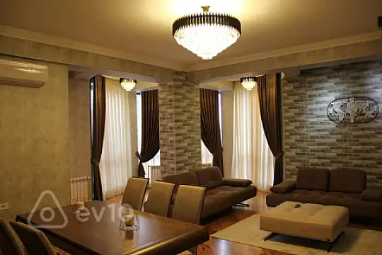 Kirayə verilir 3 otaqlı yeni tikili 157 m² — Bakı, Nəsimi 3 otaq 157.00 m²