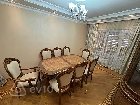 Kirayə verilir 5 otaqlı köhnə tikili 120 m² — Bakı, Xətai 5 otaq 120.00 m²