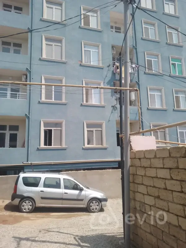 Satılır 1 otaqlı yeni tikili 43 m²