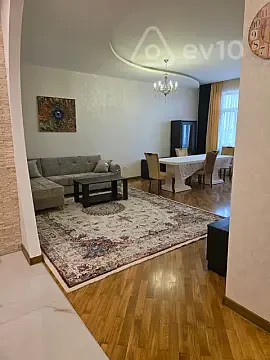 Kirayə verilir 3 otaqlı yeni tikili 120 m² — Bakı, Yasamal 3 otaq 120.00 m²