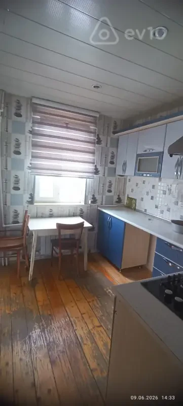 Kirayə verilir 3 otaqlı köhnə tikili 65 m²