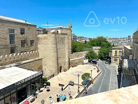 Kirayə verilir 3 otaqlı köhnə tikili 150 m² — Bakı, Səbail 3 otaq 150.00 m²