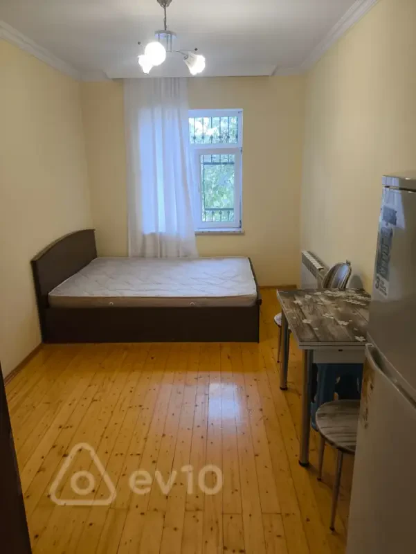 Kirayə verilir 1 otaqlı həyət evi 29 m²