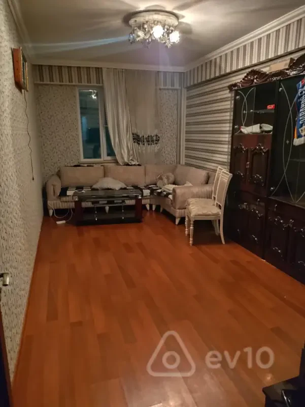 Kirayə verilir 3 otaqlı yeni tikili 95 m²