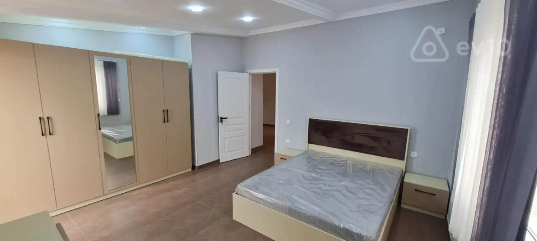 Kirayə verilir 3 otaqlı yeni tikili 70 m²