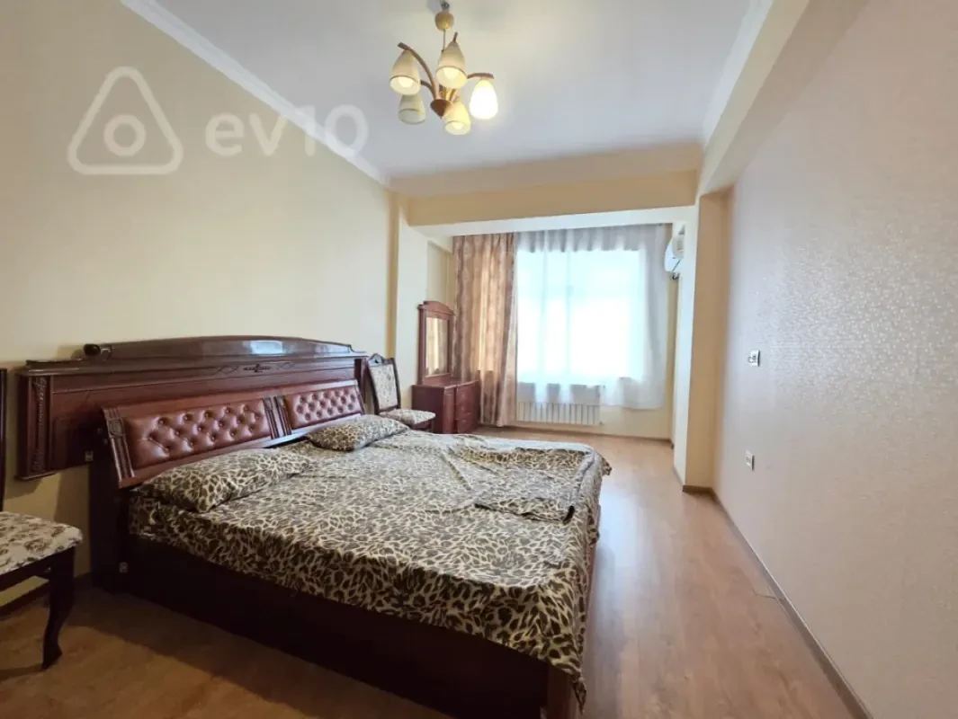 Satılır 1 otaqlı yeni tikili 50 m²