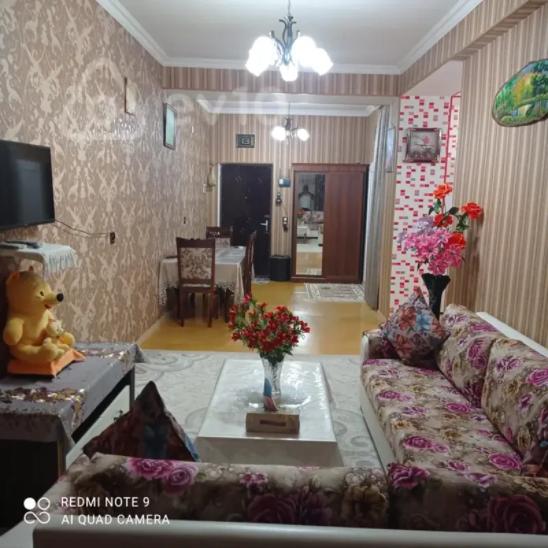 Kirayə verilir 2 otaqlı yeni tikili 65 m²