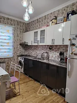 Kirayə verilir 3 otaqlı həyət evi 80 m² — Xırdalan 3 otaq 80.00 m²